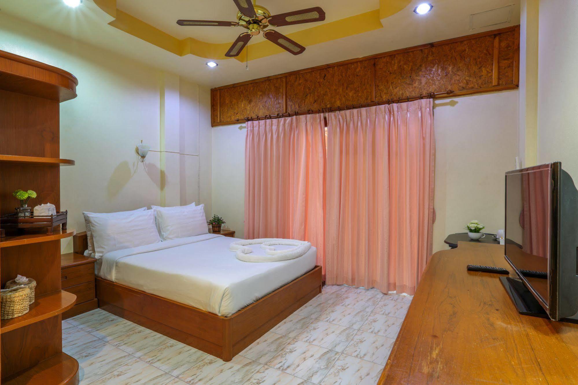 Khun Ying House Hotel Koh Tao Exterior photo