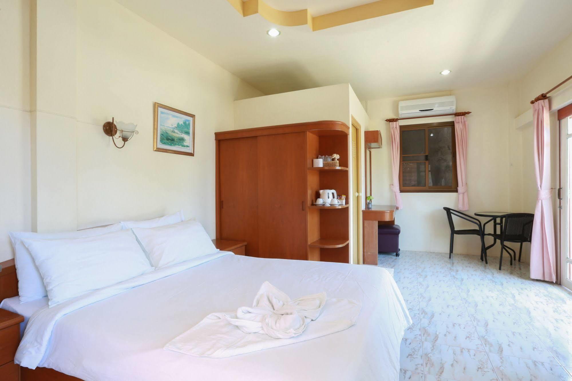 Khun Ying House Hotel Koh Tao Exterior photo